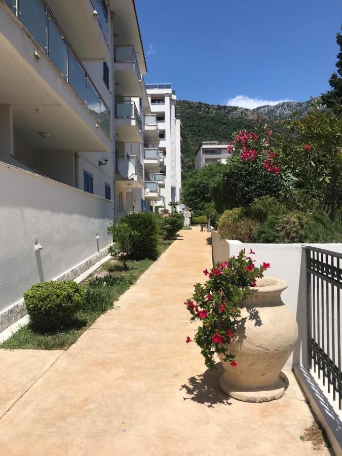 Adriatic Apartman Becici  Exterior photo