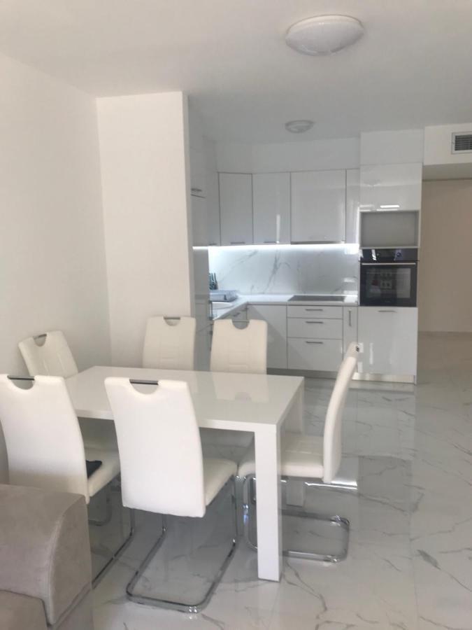 Adriatic Apartman Becici  Exterior photo